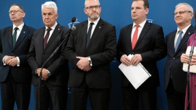Tusk braun u otlatacak kaczynski yi batirma planinin boyle gorunmesi gerekiyor pis icin ciddi bir ikilem 31510