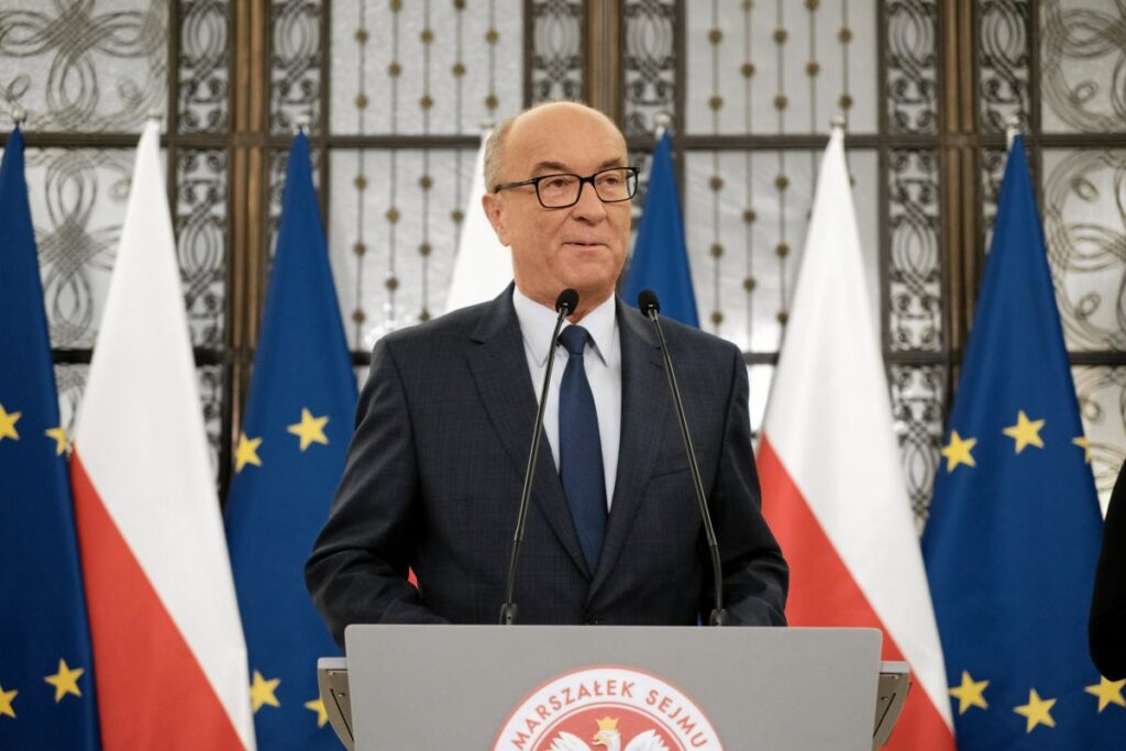 tusk in sejm de soylediklerinin gizliligi kaldirilacak mi carlik bir sorun var 28743