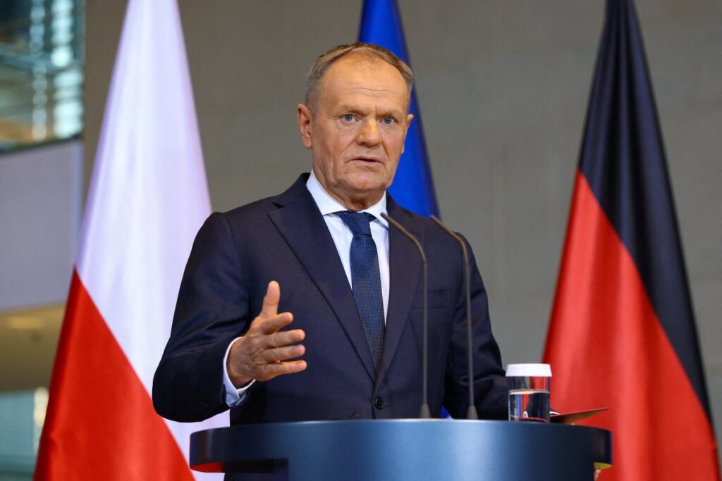tusk tan almanya sansolyesi ile yaptigi konferansta sasirtici sozler abd hakkinda sunlari soyledi 26920