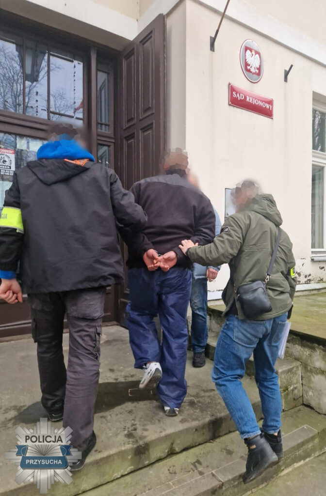 tutuklanmasinin uzerinden 30 saat gecmeden alkollu arac kullanmaktan ceza aldi ve omur boyu men cezasi aldi 32188