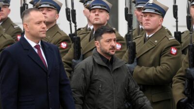 Ukrayna'daki büyükelçilik başkanı navrocki'nin sözlerini yorumladı. "belki de çok şiddetli olacak". 4 Ukrayna daki buyukelcilik baskani navrocki nin sozlerini yorumladi belki de cok siddetli olacak 31317