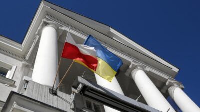 Ukraynalılara 'diğer yabancılar gibi' muamele edilecek. Bir yasa tasarısı var 3 Ukraynalilara diger yabancilar gibi muamele edilecek bir yasa tasarisi var 30090