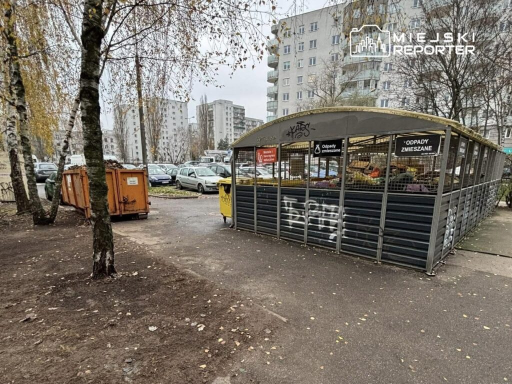 ursyn w da dramatik bir kesif cop konteynerinde bir canta dolusu yavru kopek dordu hayatta kalamadi 27438