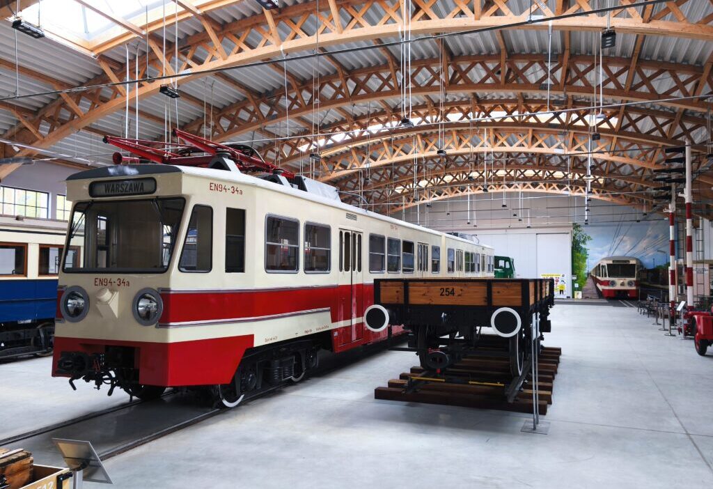 Varşova banliyö treni 98. Yılını kutluyor ve sizi gelenekler odası'na davet ediyor 1 Varsova banliyo treni 98 yilini kutluyor ve sizi gelenekler odasi na davet ediyor 29703