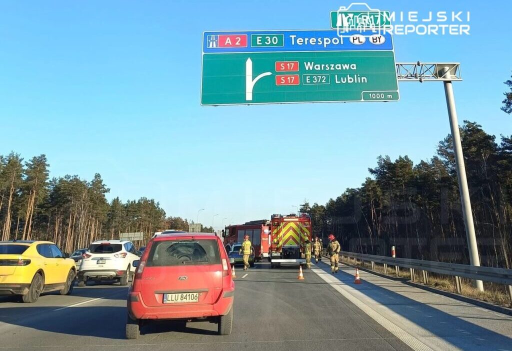 Wawer de s2 yolunda uc arac carpisti buyuk trafik aksakliklari 32225