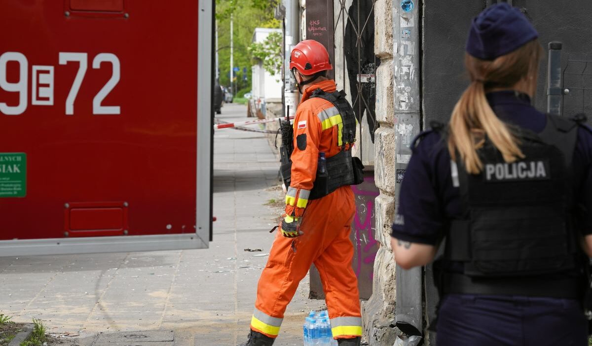 Yatili okulda telefon patlamasi sekiz kisi hastanede 27613