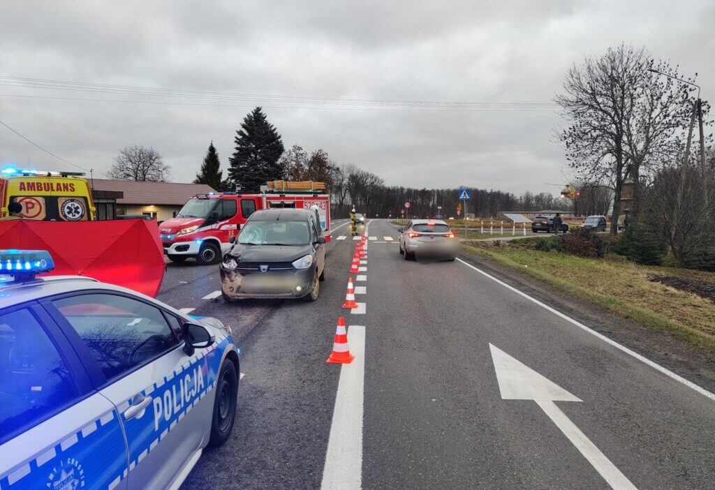 Yaya geçidinde bir yayaya çarptı. Kadın hayata döndürüldü. Lpr helikopteri iş başında 1 Yaya gecidinde bir yayaya carpti kadin hayata donduruldu lpr helikopteri is basinda 29469