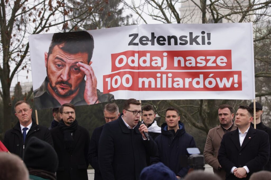 zelenski sejm de mentzen bir protesto duzenler enayi olmak istemiyoruz 31176