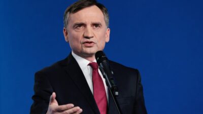 Ziobro tutuklu yargilaniyor ceza durusma baslamadan once verildi polonya bir kanunsuzluk devleti haline geliyor 30470