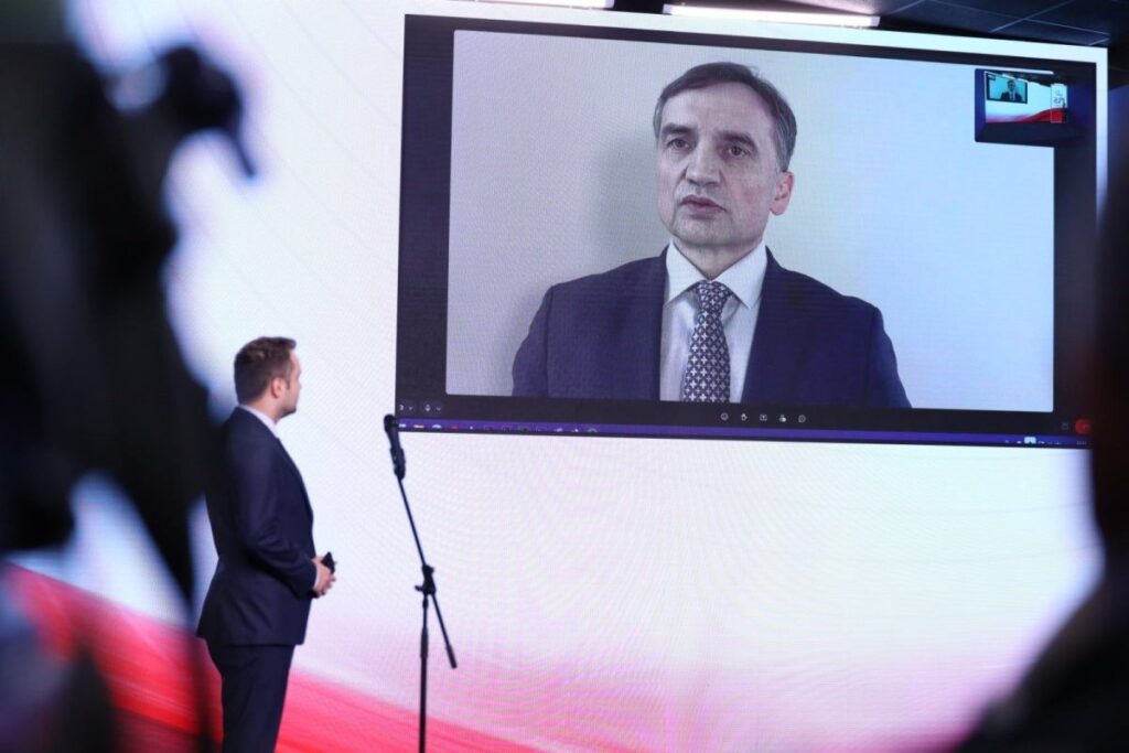 ziobro uzaktan baglandi ve kosullari belirledi birkac saat icinde 27920