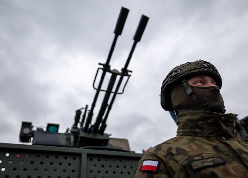 zorunlu askerlik hizmeti mi polonyalilar yeni bir ankette goruslerini dile getirdi 28215