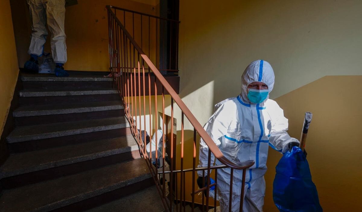 14 yasindaki genc kiz k pne de olduruldu 24 yasindaki supheli tutuklandi 40813