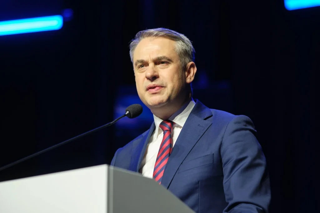 Polonyada Enerji Altyapisina Rus Sabotaji Iddiasi Hedef Ulke Genelinde Blackouttu