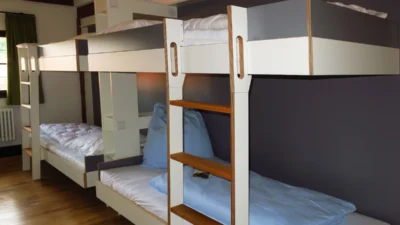 Polonyada kacak isci evleri krizi belediyeler alarm veriyor