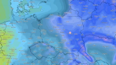 Polonyayi sibirya sogugu boluyor 20°c kapida iki dalga geliyor