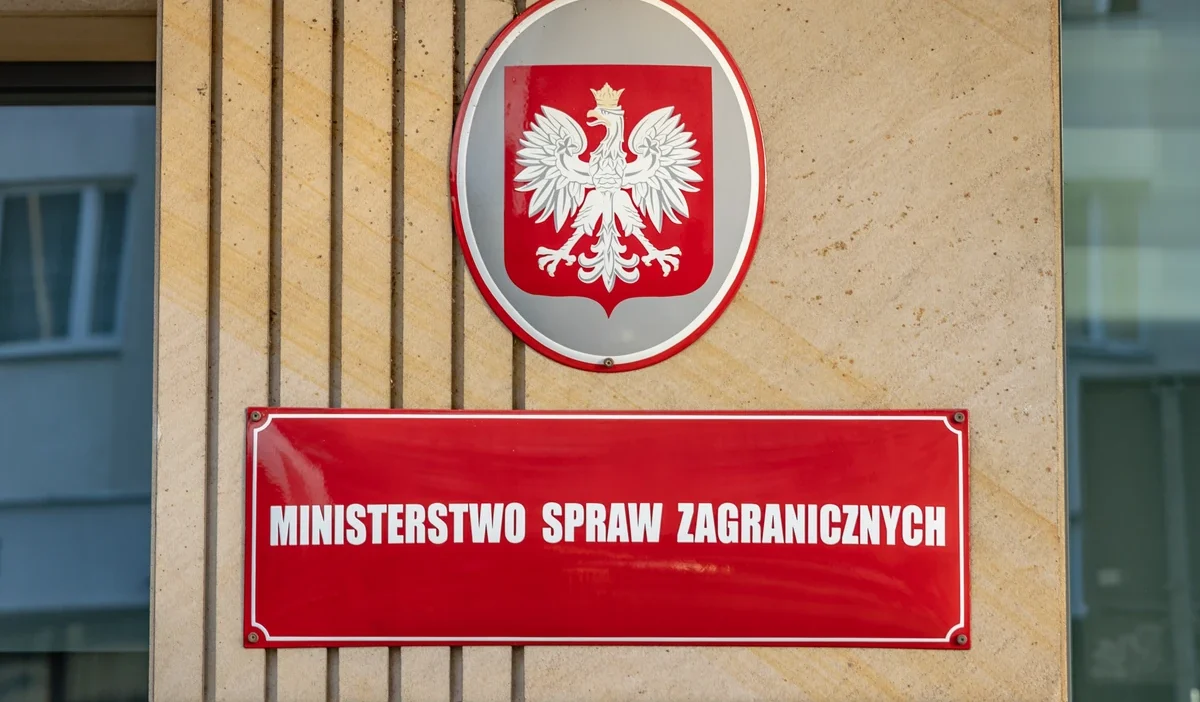 Rusyanin gece saldirisinda odesadaki polonya konsoloslugu zarar gordu