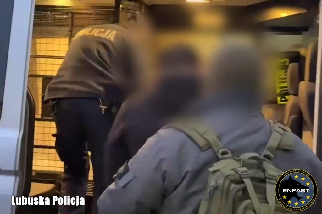 Uyusturucu suclarindan aranan 44 yasindaki supheli Hollandada yakalandi