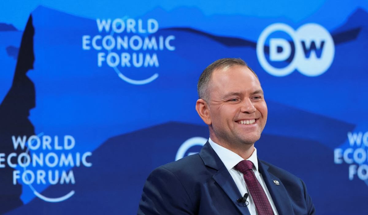 Ab zirvesi öncesi tusk: avrupa birliği geleceği i̇çin bütün güçlerimizle çalışacağız 1 Ab zirvesi oncesi tusk avrupa birligi gelecegi i cin butun guclerimizle calisacagiz 37516