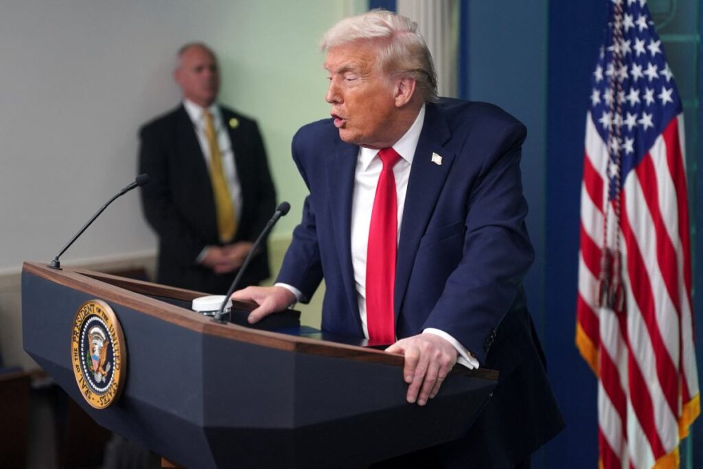 abd baskani trump gronland konusunda aciklamalarda bulundu 35720