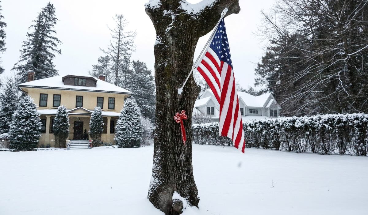 Abd yi vuran kar firtinasi 9 bin den fazla ucus i ptali 68 bin elektrik kesintisi 37648