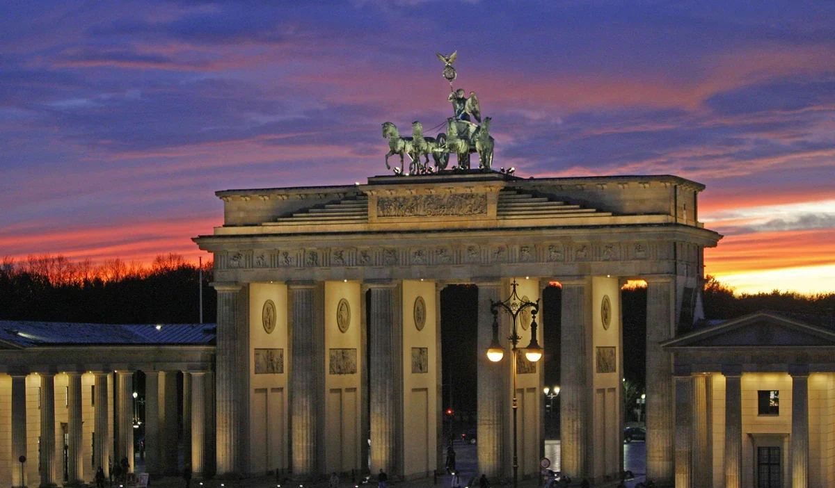 Almanya da ekonomik modelin cokusu sanayide uretimde ciddi dusus 39739