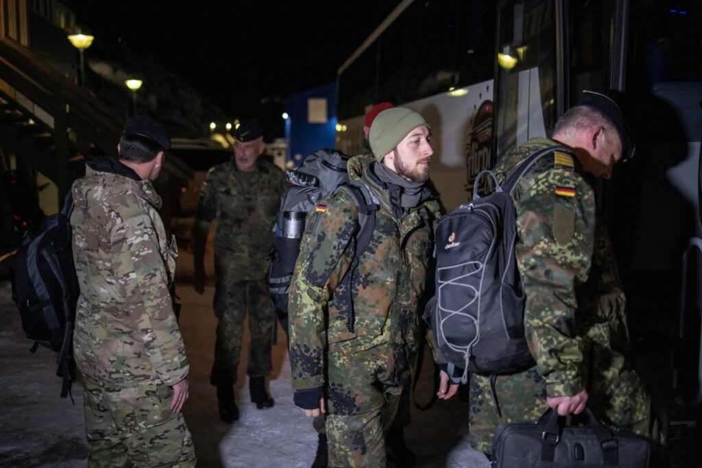 almanya gronland daki kisa sureli gorevini tamamladi 34446