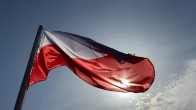 🚩 almanya-polonya köprüsünde bayrak krizi uzuyor 3 Almanya polonya koprusunde bayrak krizi uzuyor 34012