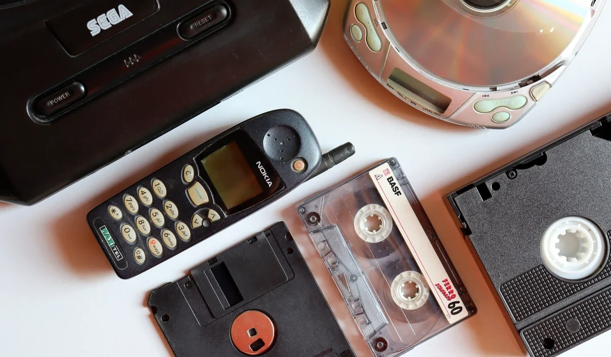 Chmielewski'nin "księżyc ma zapach warszawy" romanı: geçmişin i̇zleri ve distopik gelecek 1 Chmielewski nin ksi yc ma zapach warszawy romani gecmisin i zleri ve distopik gelecek 38496