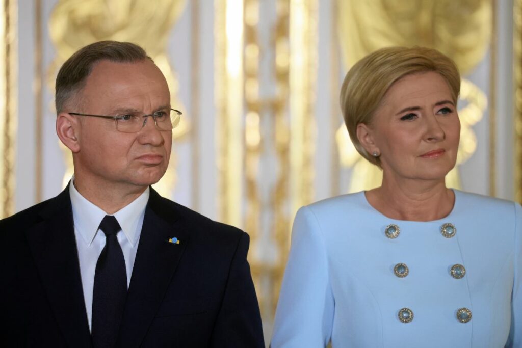 duda ve esi andrzej duda paad adinda sirket kurdu 36593