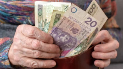 Emerytur waloryzasyonunda 150 z lik formul nawrocki projesinin detaylari 34772