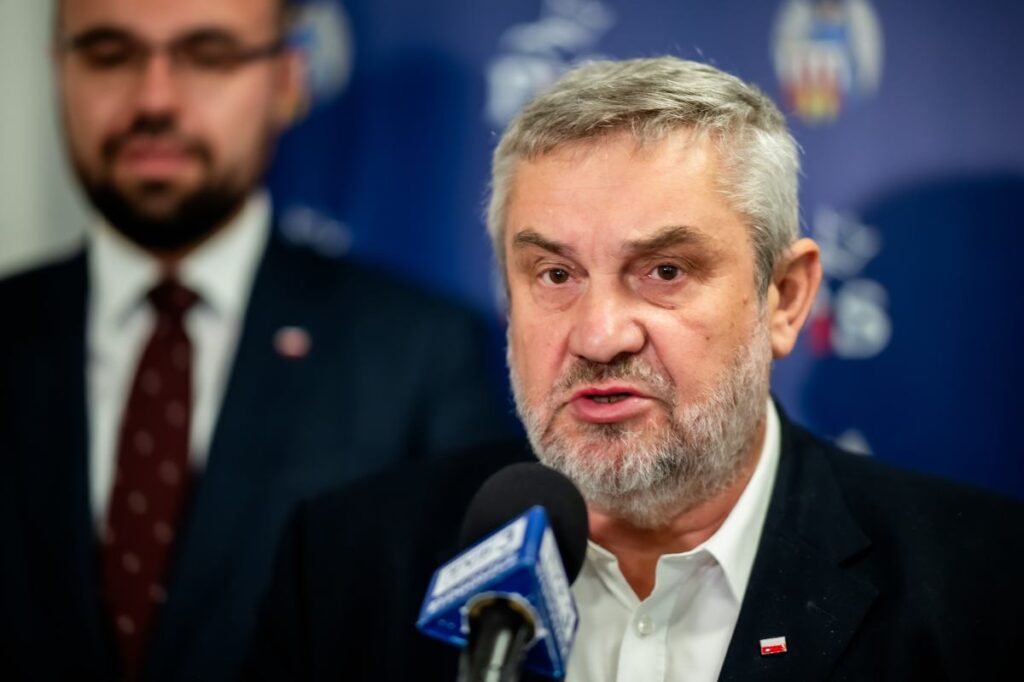 eski bakan ardanowski ye suclamalar savcilik aptalca oyunu sonlandirmali 39471