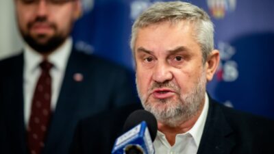 Eski bakan ardanowski ye suclamalar savcilik aptalca oyunu sonlandirmali 39471