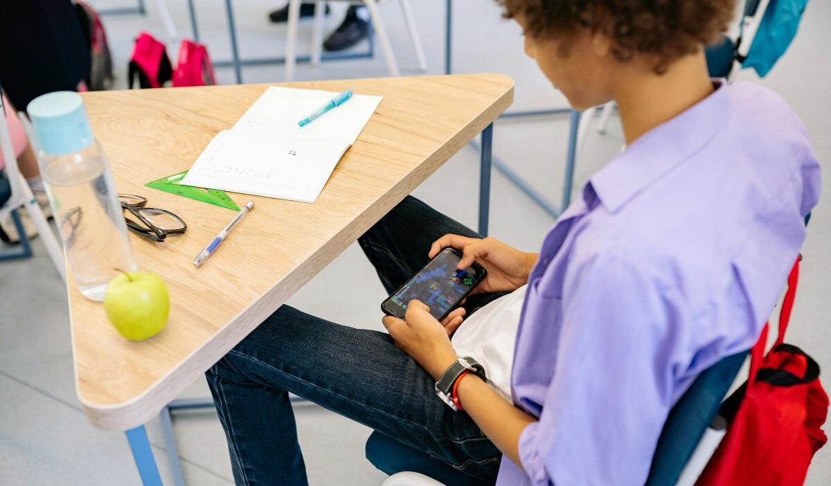 Fransa, 15 yaş altı i̇çin sosyal medya kullanımını yasaklıyor 1 Fransa 15 yas alti i cin sosyal medya kullanimini yasakliyor 38896