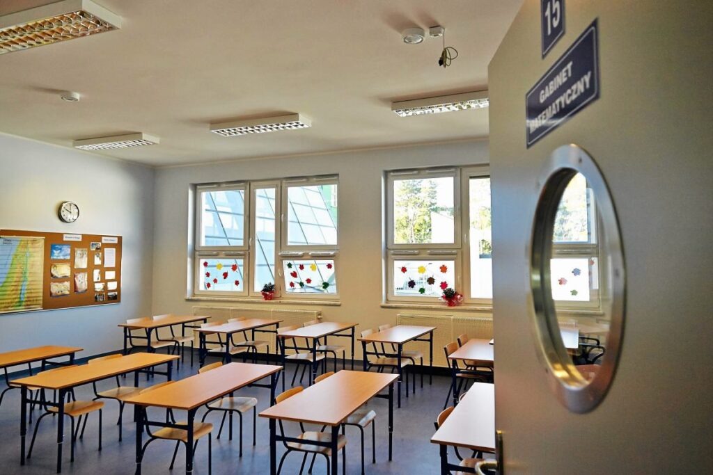 g og w da ogretmen tarafindan ogrenciye saldiri sorusturma baslatildi 39432