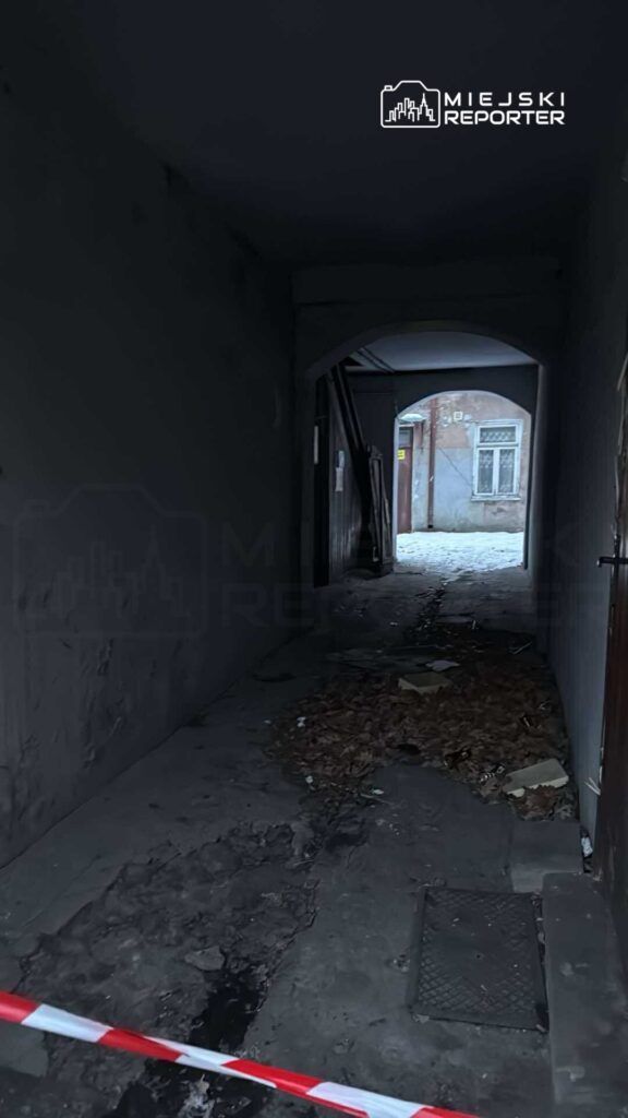 grodzisk mazowieck te bir erkegin cesedi bulundu 40712