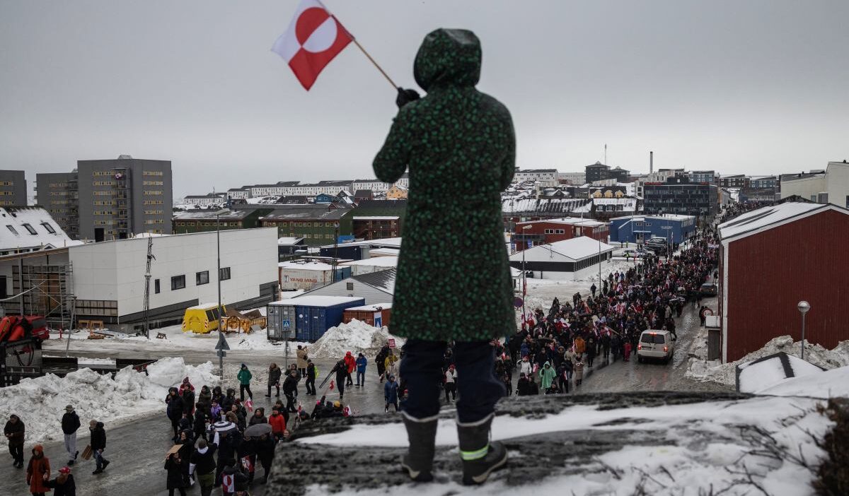 Gronland krize hazirlik kilavuzu yayimladi 36121