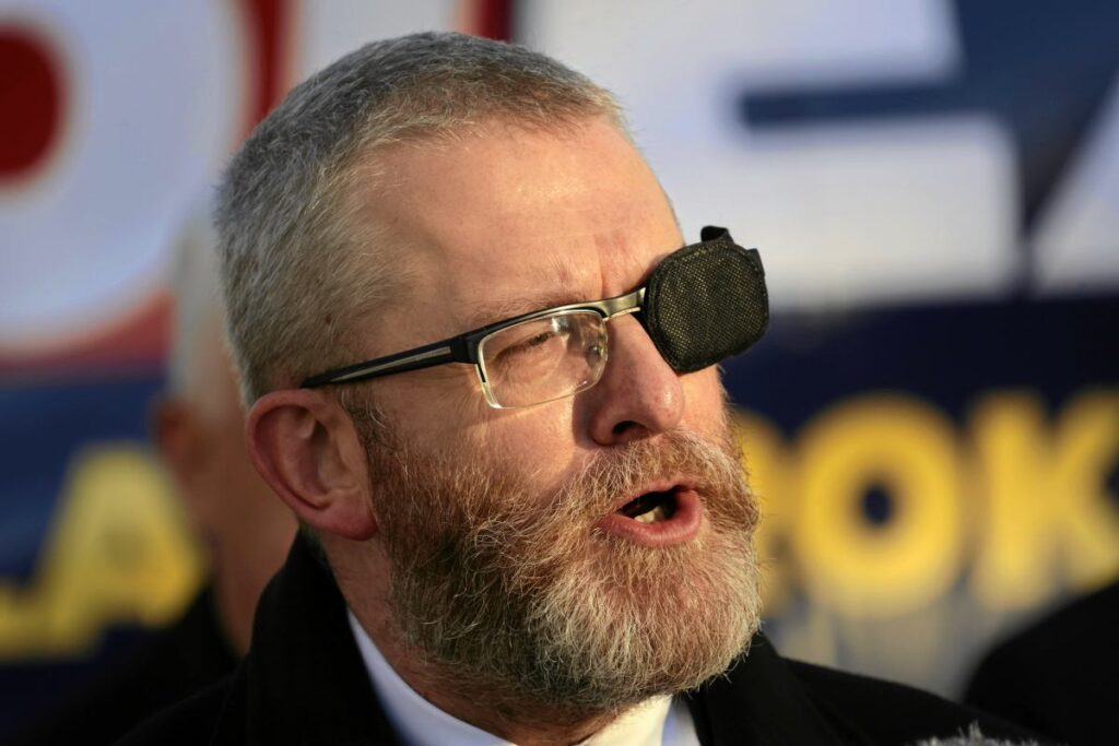 grzegorz braun ile hastane baskini davasi doktoru engellemek suclamasi 40070