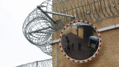 Hatalı yargılamalar sorumluluğu tartışması 3 Hatali yargilamalar sorumlulugu tartismasi 39396