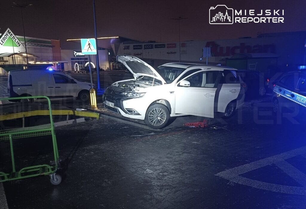 Janki alisveris merkezi otoparkinda otomobil hirsizigi girisimi 37027