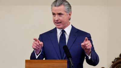 Kaliforniya valisi newsom dan avrupali liderlere cagri uyanma zamani 35373