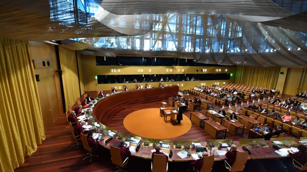 kolektif calisma ve uluslararasi mahkeme kararlarina tepkilerde ortak davranis deseni 38933