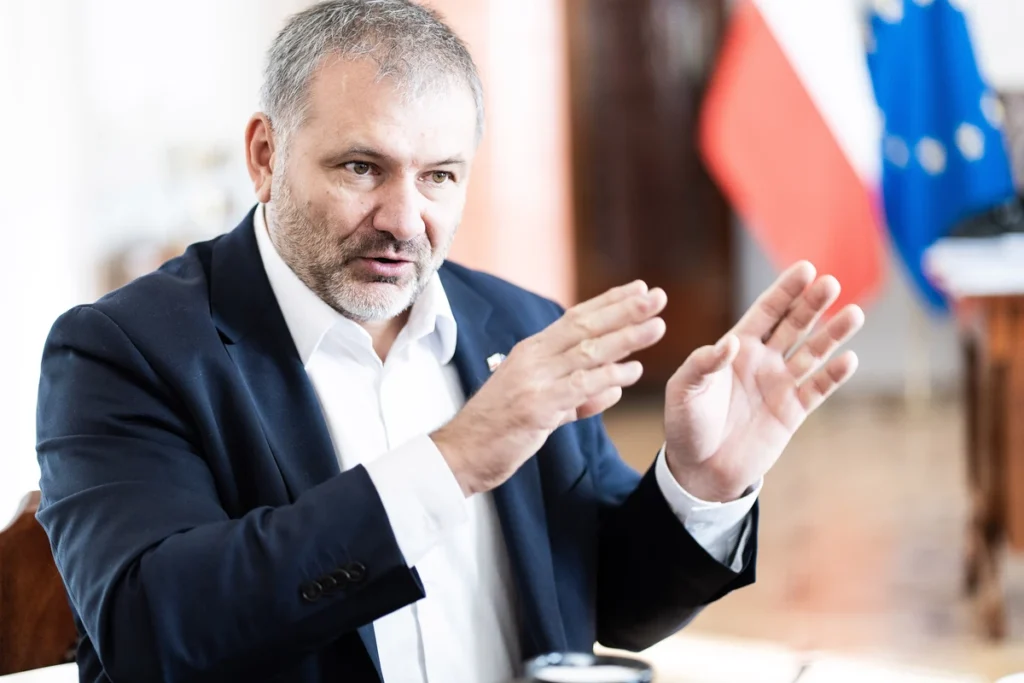 krak w da bakan urek tepki ceken olay polis sorusturmasi baslatti 38902