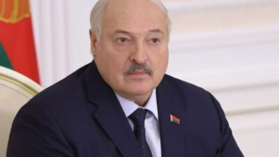 Lukasenko nun belarus ordusunda beklenmedik askeri kontrolu 37396