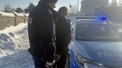 M awada ayni kadin tarafindan i ki magazada yapilan dolandiricilik 36469