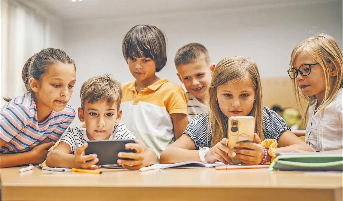 Medya sosyal dijital dunya ve psikolojik baglanti 34432