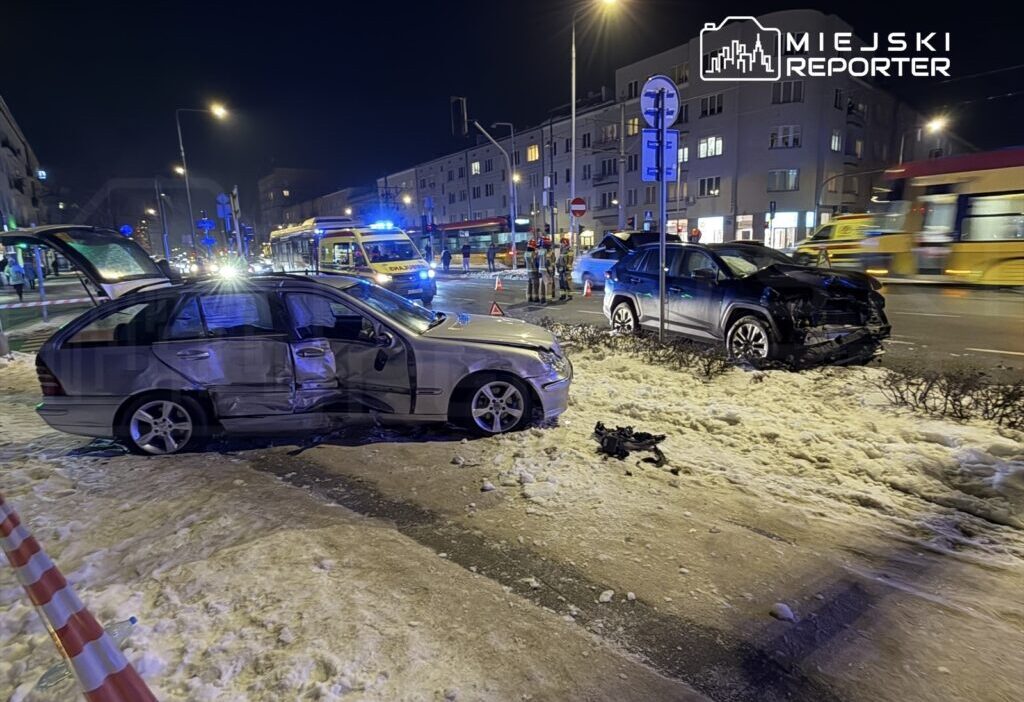 Mokot w da trafik kazasi 4 yasindaki cocuk hastaneye kaldirildi 36460