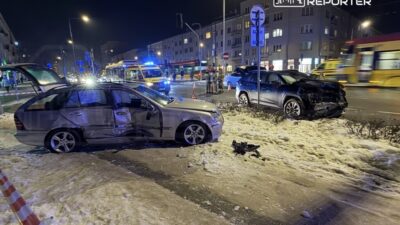 Mokot w da trafik kazasi 4 yasindaki cocuk hastaneye kaldirildi 36460