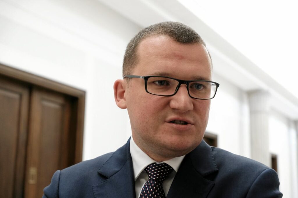 nawrocki parlamento partileriyle gorusmeyi planliyor 39355