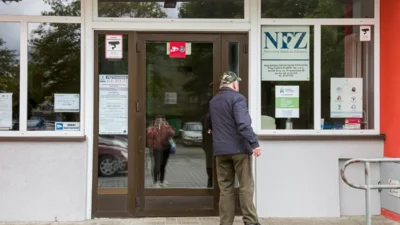 Nfz, ocak 2026'dan itibaren poz kliniklerinde yeni düzenlemeyi devreye koyuyor: ödül ya da ceza 3 Nfz ocak 2026 dan itibaren poz kliniklerinde yeni duzenlemeyi devreye koyuyor odul ya da ceza 36787