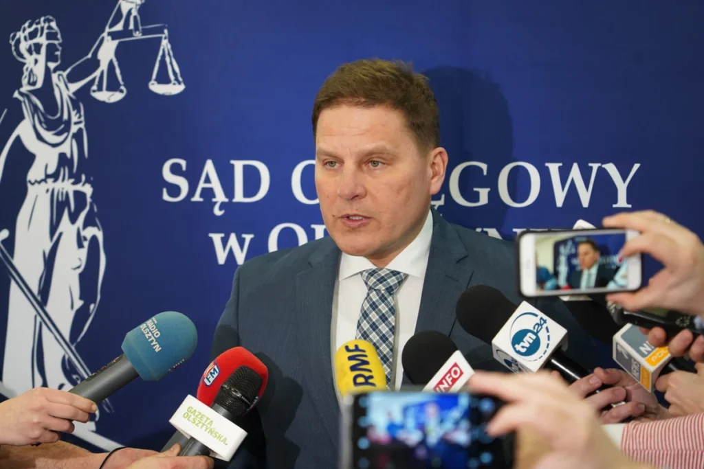 olsztyn mahkemesi nde rekor duzeydeki dava 1 6 bin dosya kamyonla gelisti 39592